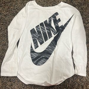 Girls toddler Nike tee